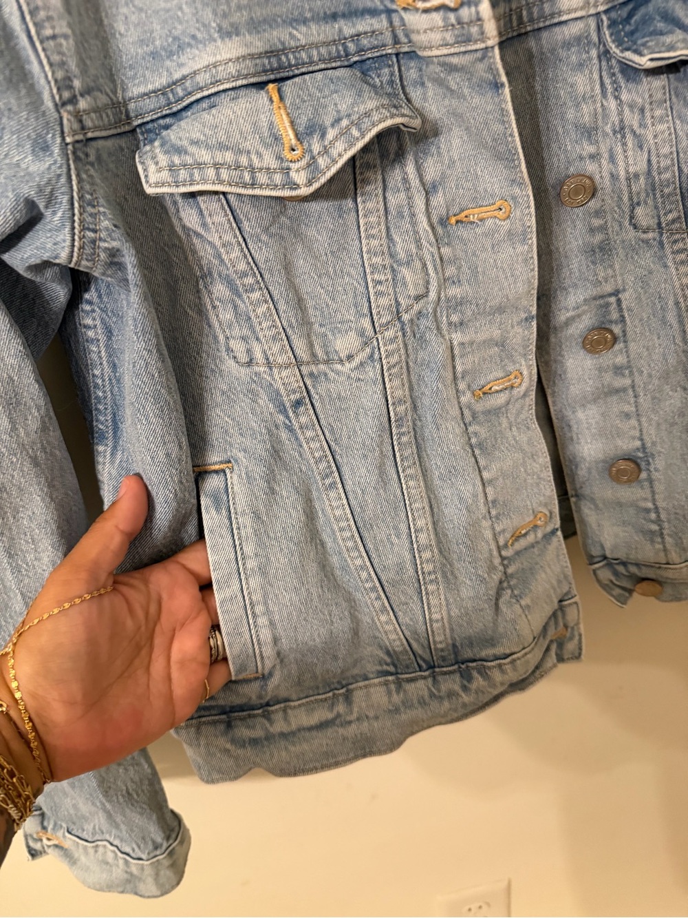 GAP Classic Light Wash Denim Jacket - Pale Blue - Picture 3 of 5